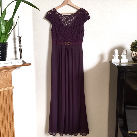 Adrianna Papell Illusion Neckline Cap Sleeve Dress - Picture 3 of 10